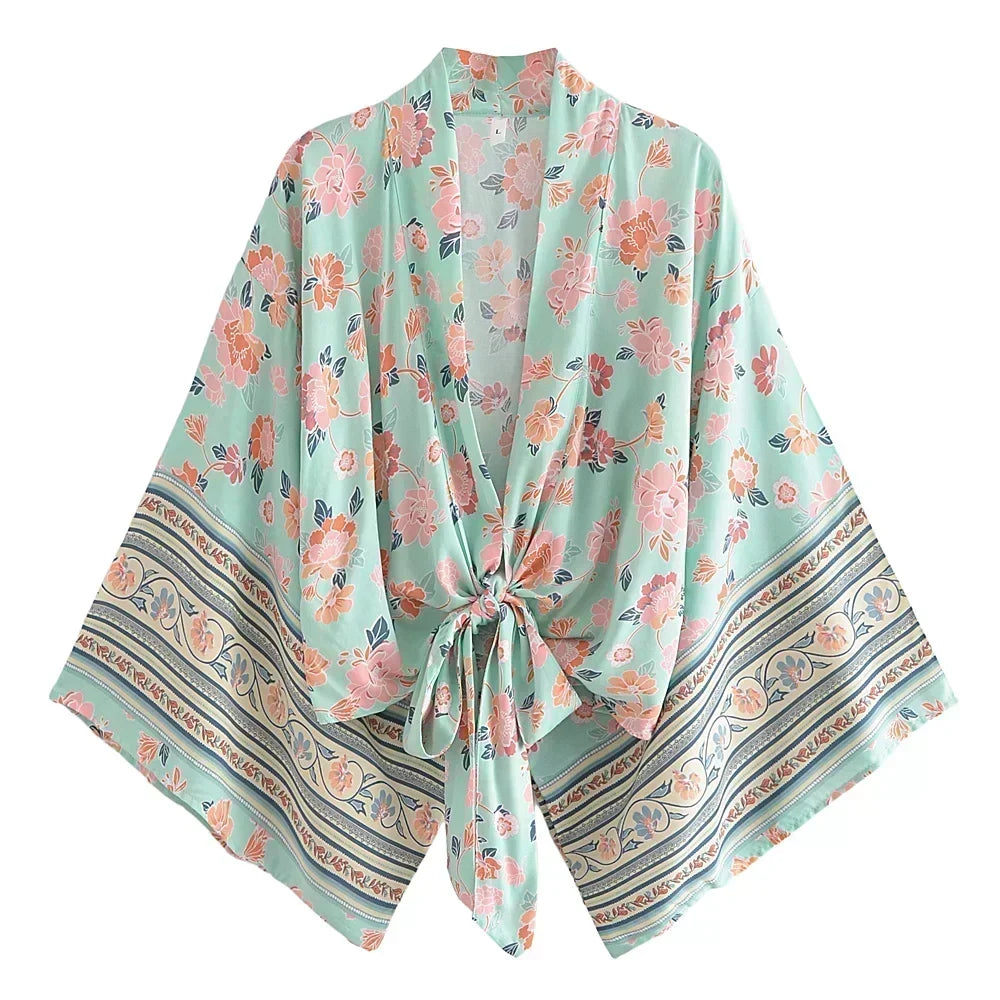 Floral Print Short Kimono with Batwing Sleeves
