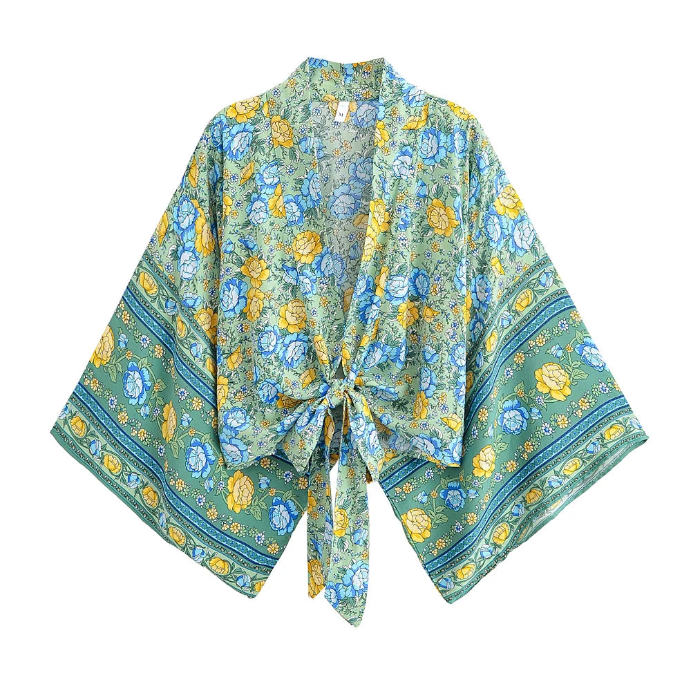 Floral Print Short Kimono with Batwing Sleeves