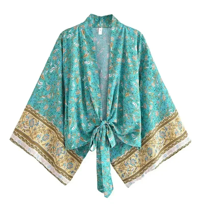 Floral Print Short Kimono with Batwing Sleeves