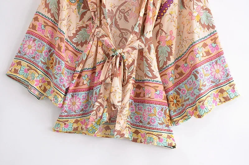Vintage Peacock Floral Batwing Kimono Robe