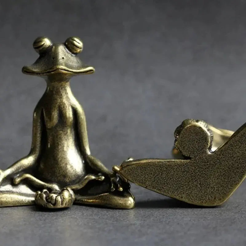 Sitting Zen Frog Incense Holder | Solid Bronze Tea Pet Ornament